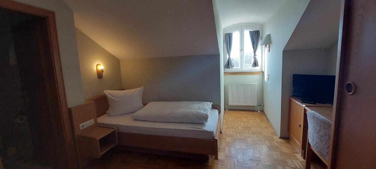 Hotel-Restaurant Kreuzhuber Neuburg am Inn Extérieur photo